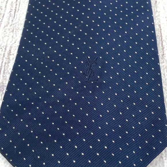 Yves Saint Laurent Navy White Polka Dot Silk Neck Tie EUC Italy YSL 4 x 60" - Picture 3 of 4